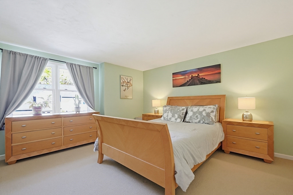 11 Pinecrest Village #11, Hopkinton, MA Photo #16
