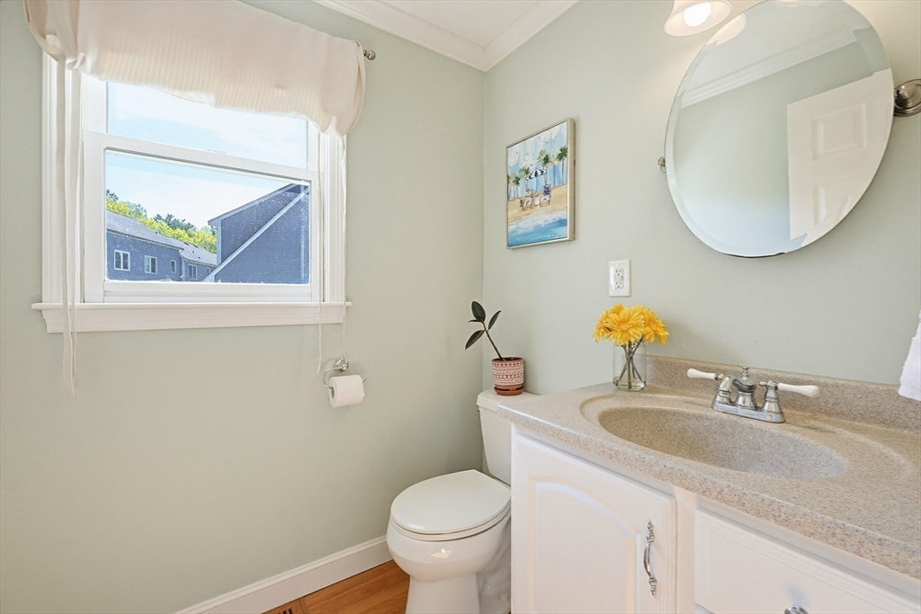 11 Pinecrest Village #11, Hopkinton, MA Photo #14