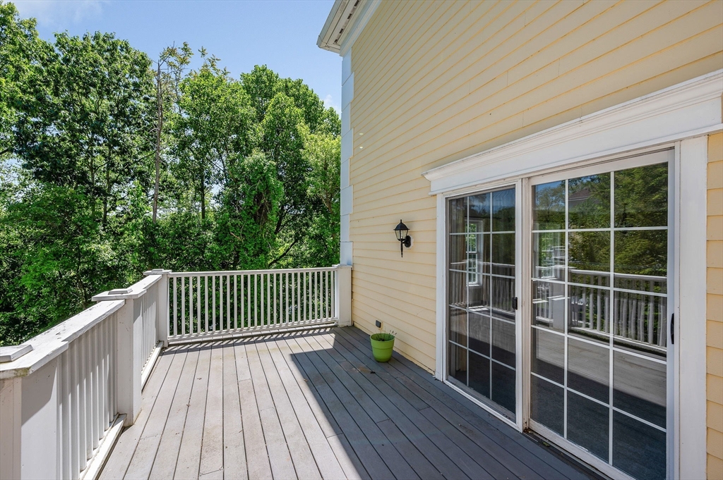 1 Riverview Blvd 2-202