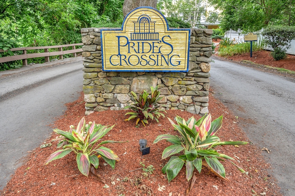 1 Riverview Blvd 2-202