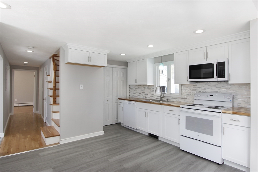 9 Blueberry RD, Bourne, MA, 9 Blueberry RD, Bourne, MA Photo #1