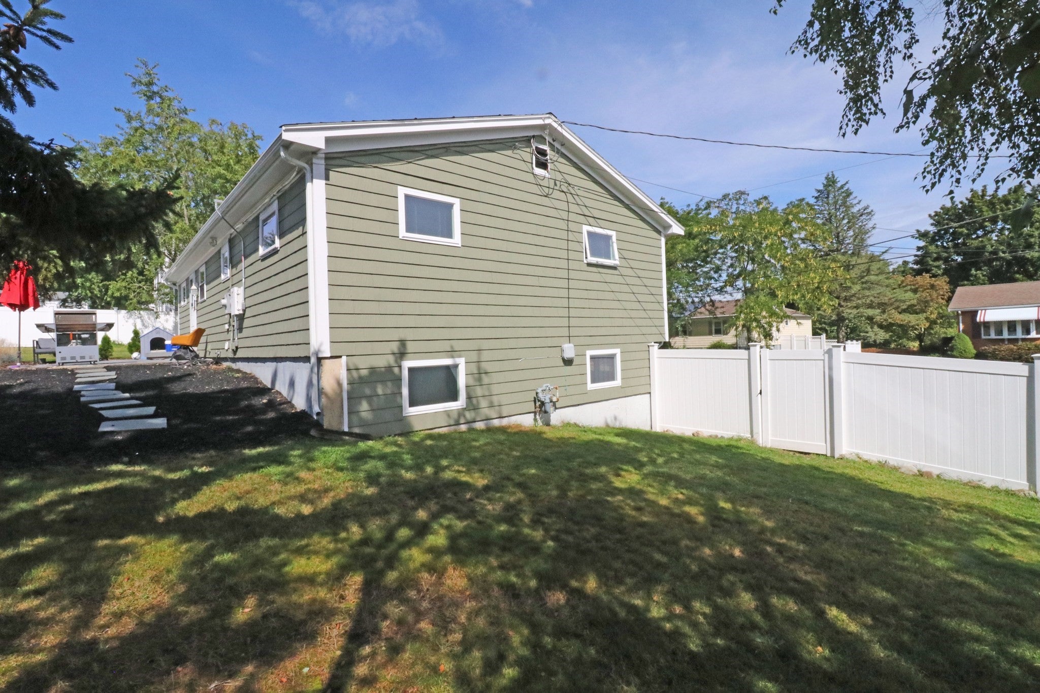 85 Forsyth Ave, Somerset, MA, 85 Forsyth Ave, Somerset, MA Photo #5