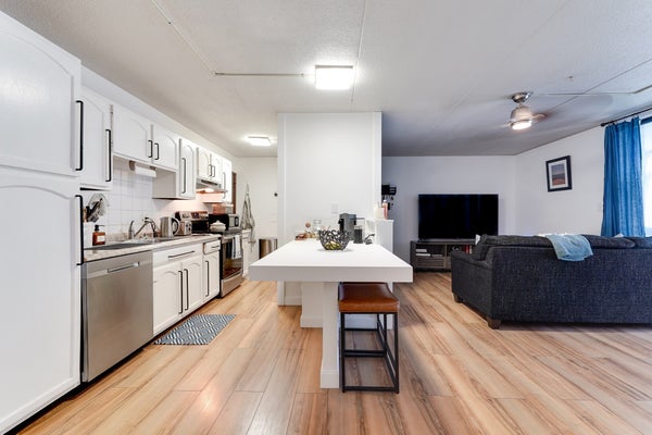 17 SKYLINE DR APT 4, BRAINTREE, MA 02184 - Image a6fbced23fecf5e9571661763fab9bdf/2676677939