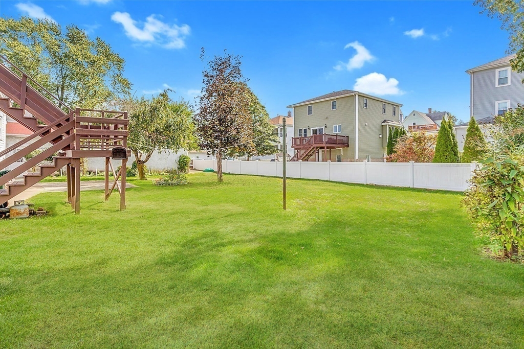 Norwood, Massachusetts 02062, United States, 6 Bedrooms Bedrooms, ,4 BathroomsBathrooms,Residential,Active,219915