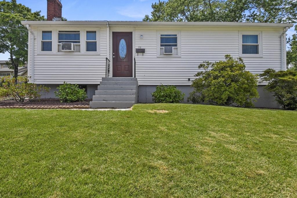 11 Hill Road
