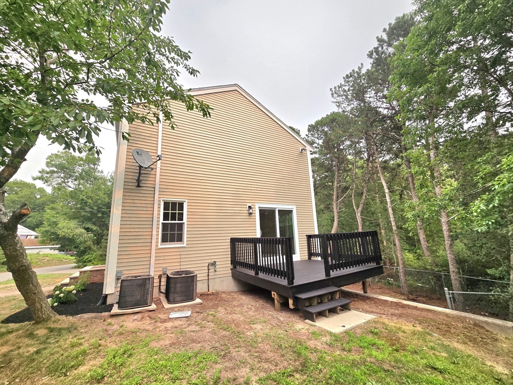 3 Sandpiper Ln