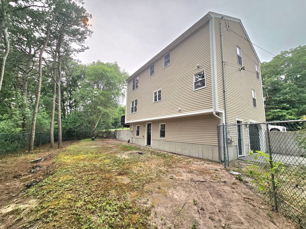 3 Sandpiper Ln