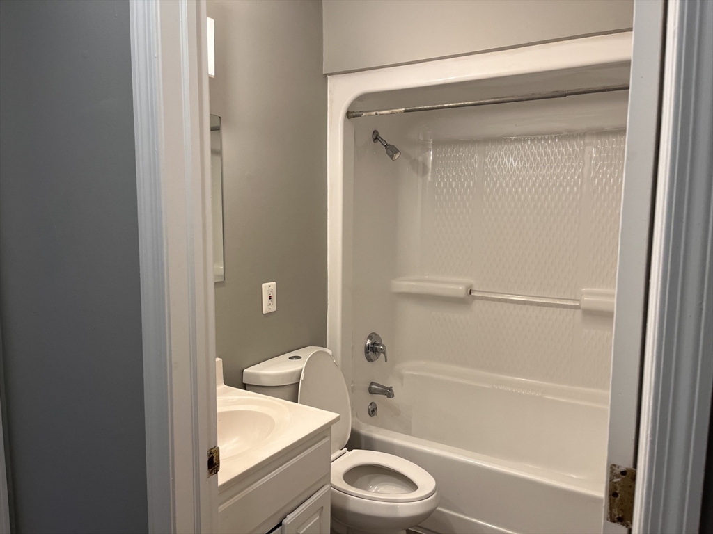 242 Park Avenue #5, Revere, MA Photo #8
