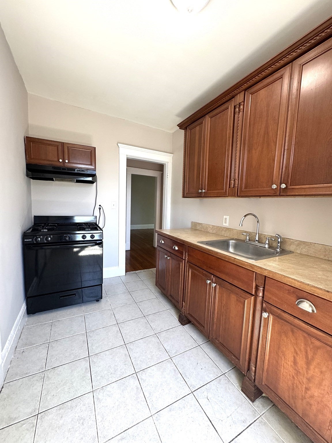 Photo of 15 Huss Ct, Lynn, MA