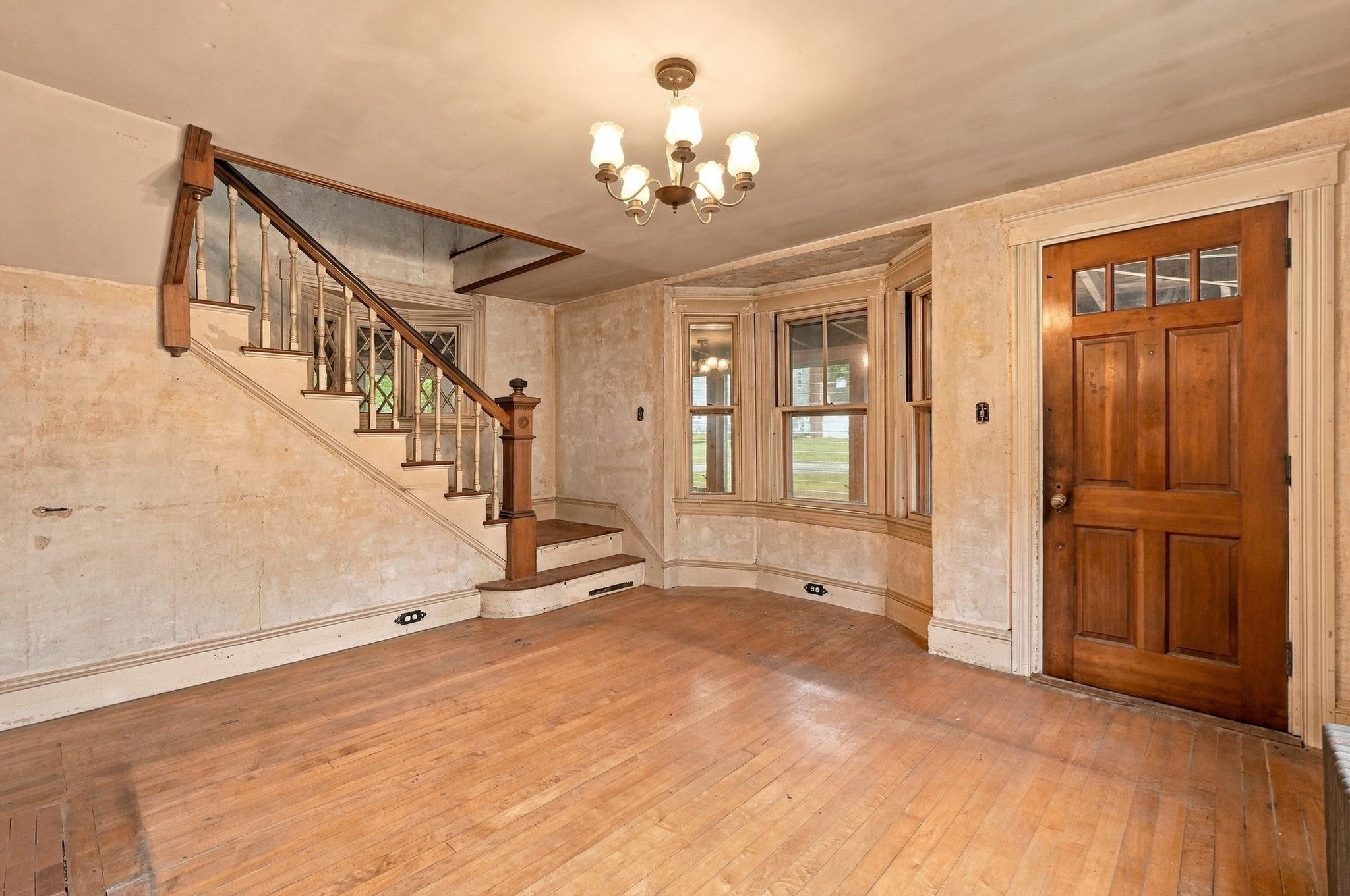 571 State St, Hanson, MA, 571 State St, Hanson, MA Photo #5