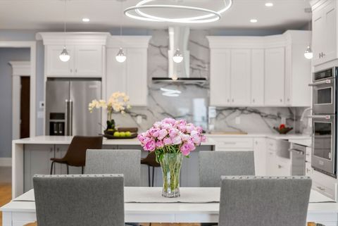 671 Boylston St 671 Newton MA 02459