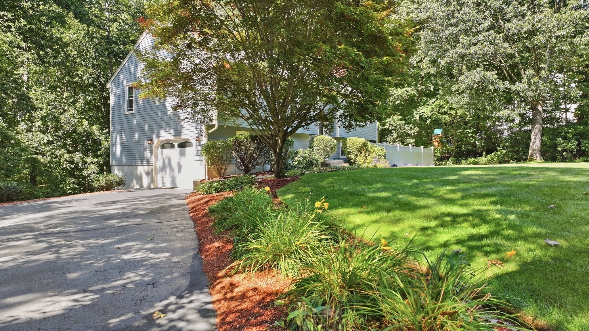 16 Sequoia Lane, Uxbridge, MA, 16 Sequoia Lane, Uxbridge, MA Photo #1