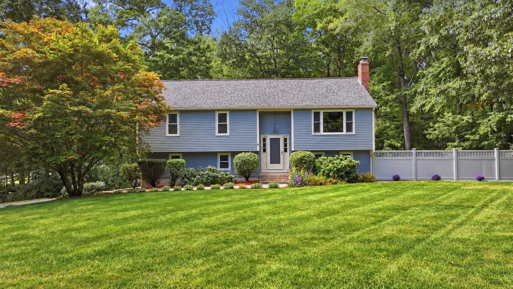 16 Sequoia Lane, Uxbridge, MA, 16 Sequoia Lane, Uxbridge, MA Photo #3