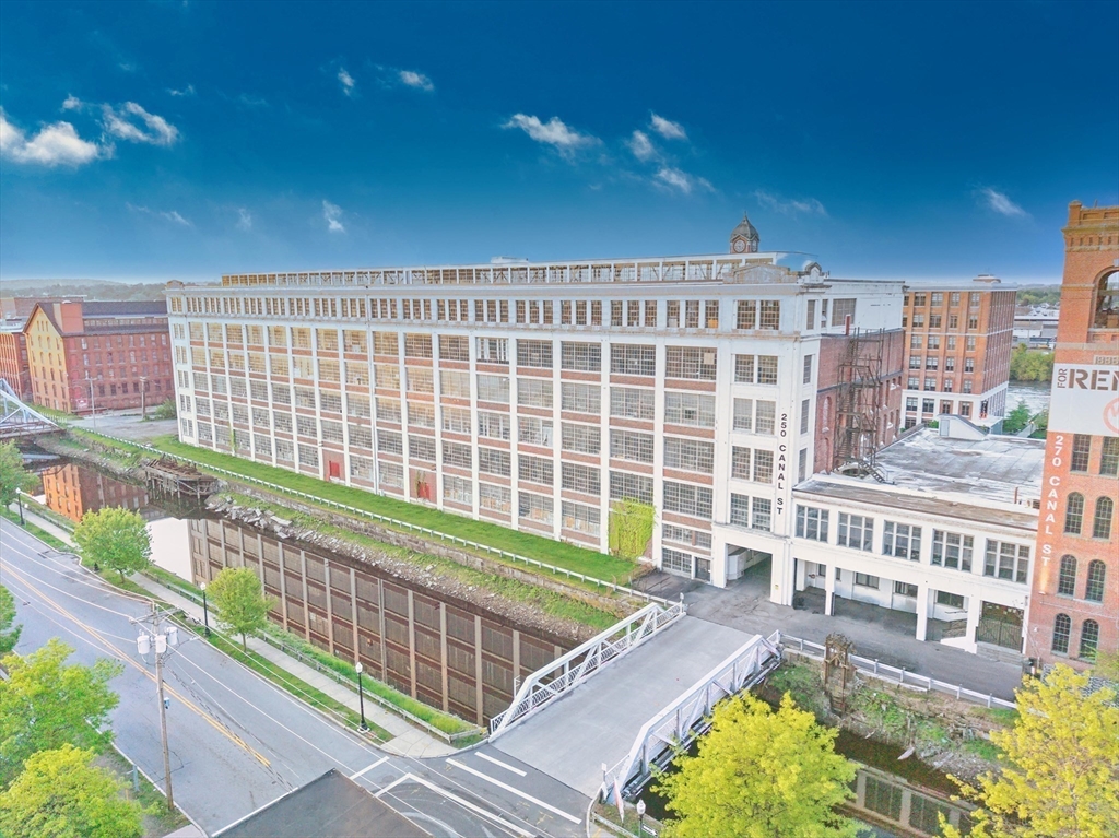 250 Canal Street Front