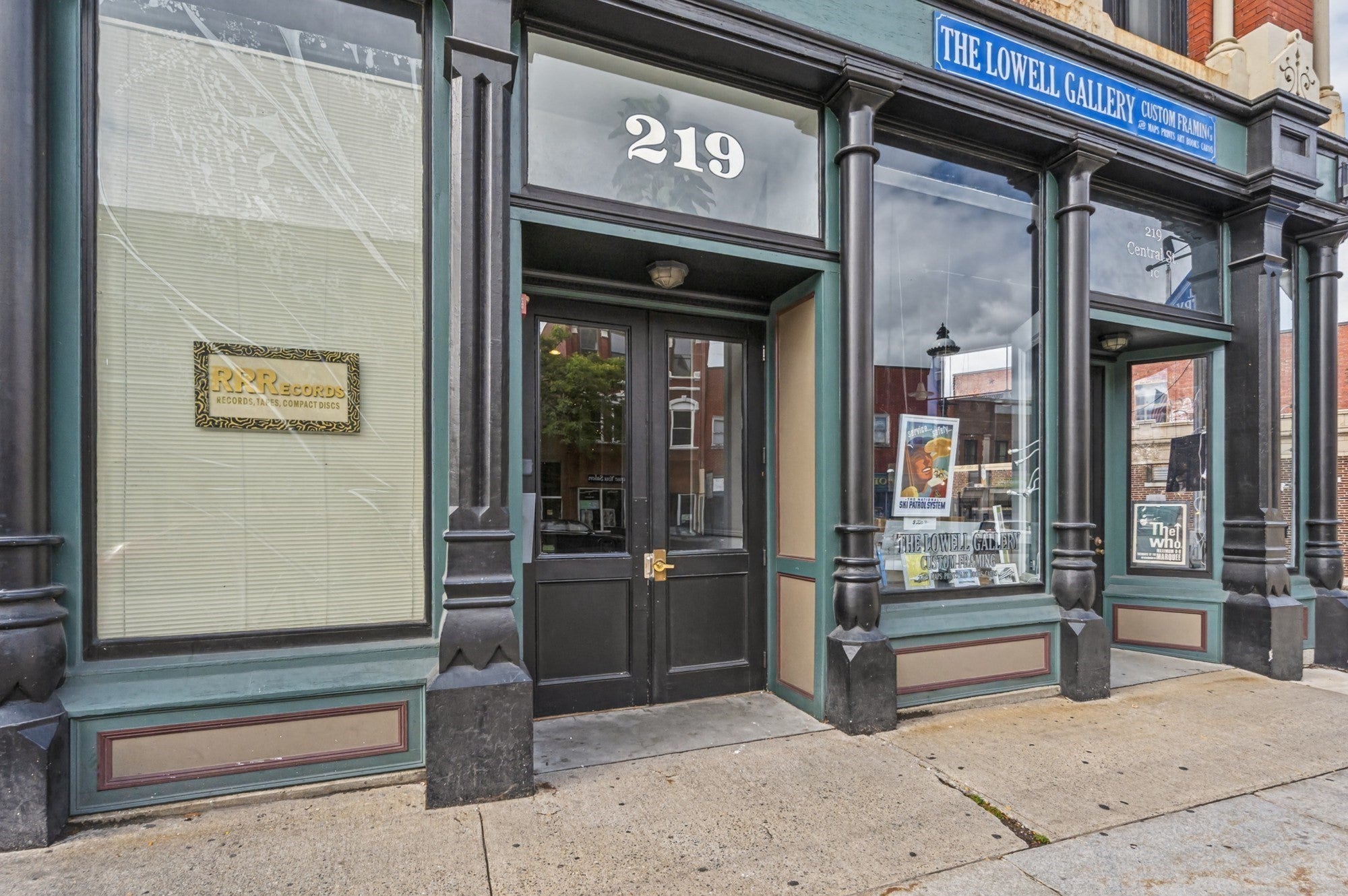 219 Central St #3A, Lowell, MA Photo #2