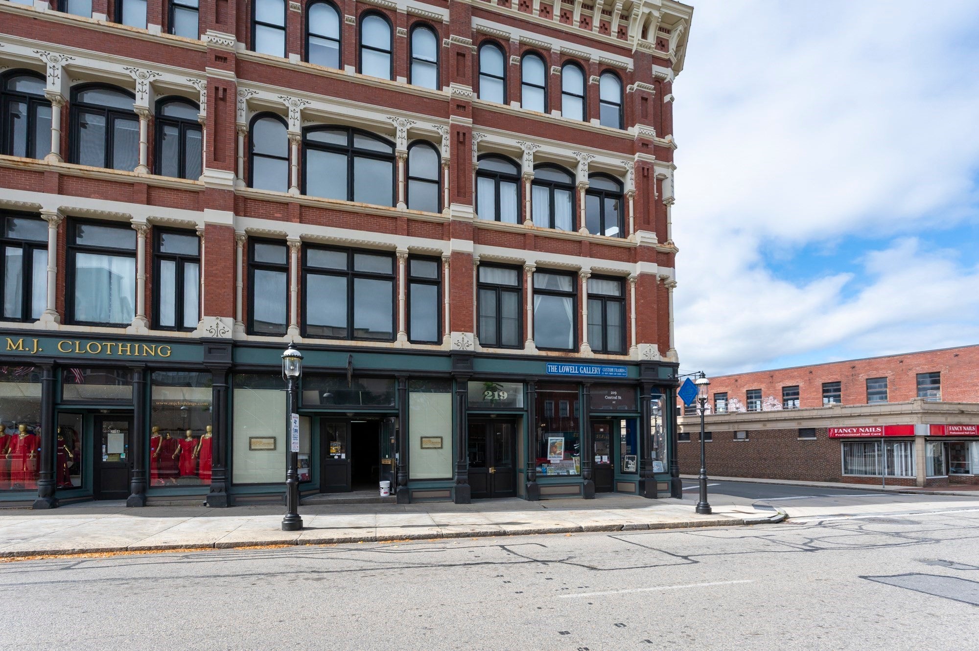 219 Central St #3A, Lowell, MA Photo #28