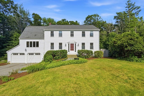 Photo of 297 Holly Rd, Marshfield, MA 02050 (MLS # 73556092)