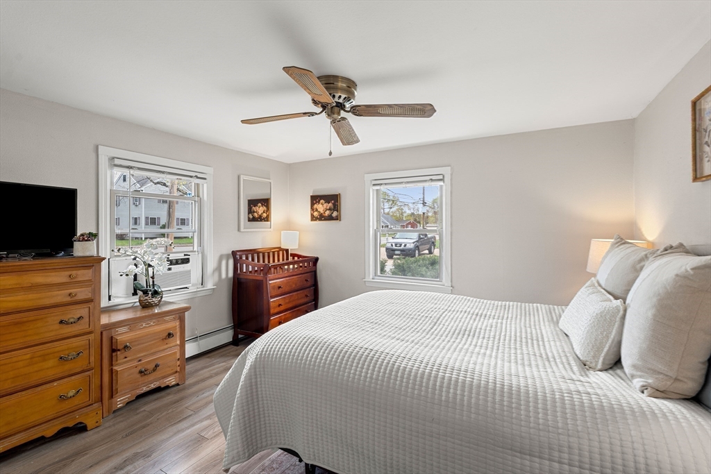 583 Chandler St, Tewksbury, MA Photo #15