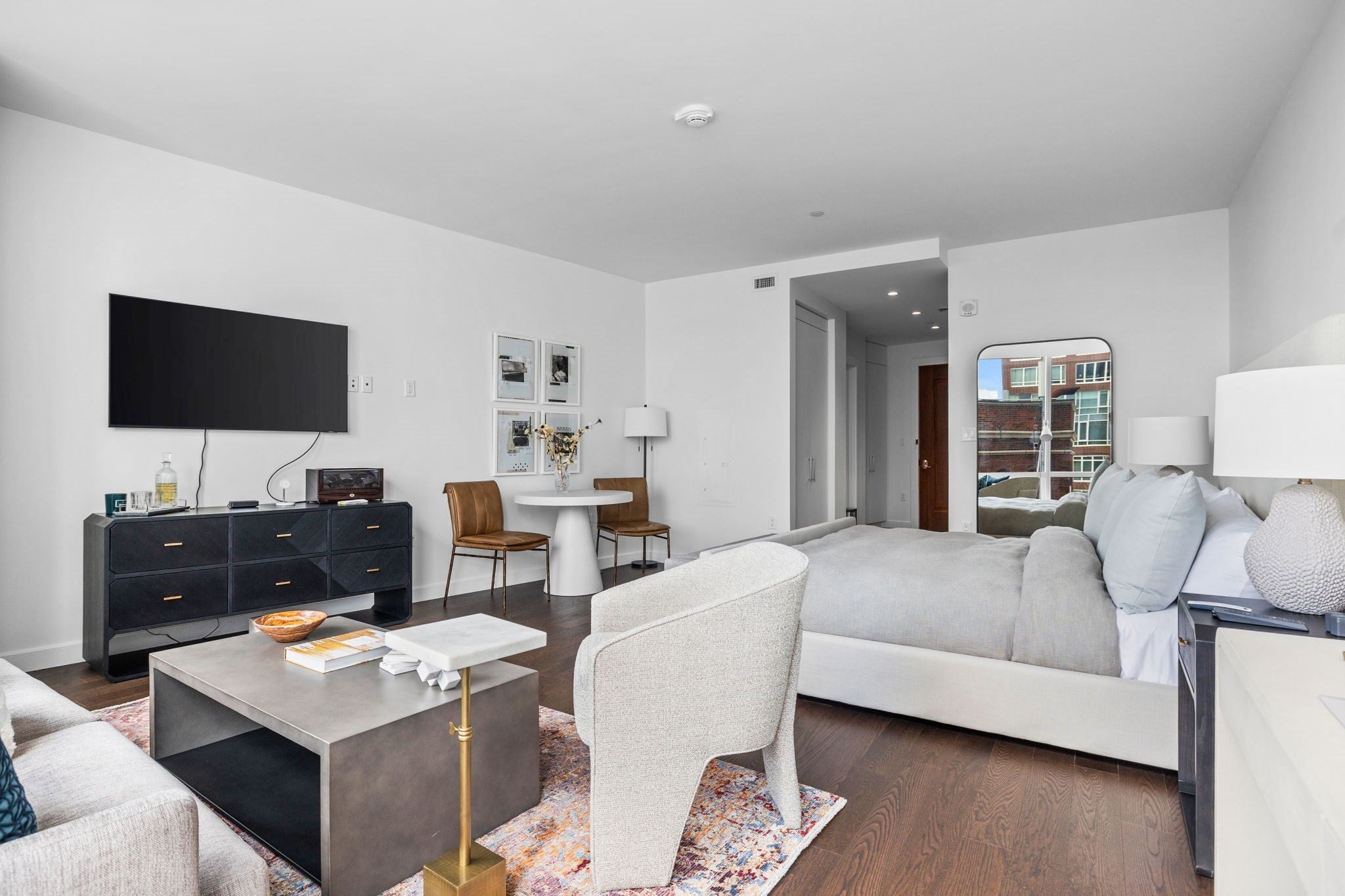 430 Stuart St 1603