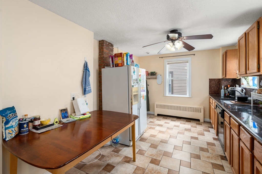 5 Hearn St, Watertown, MA Photo #32