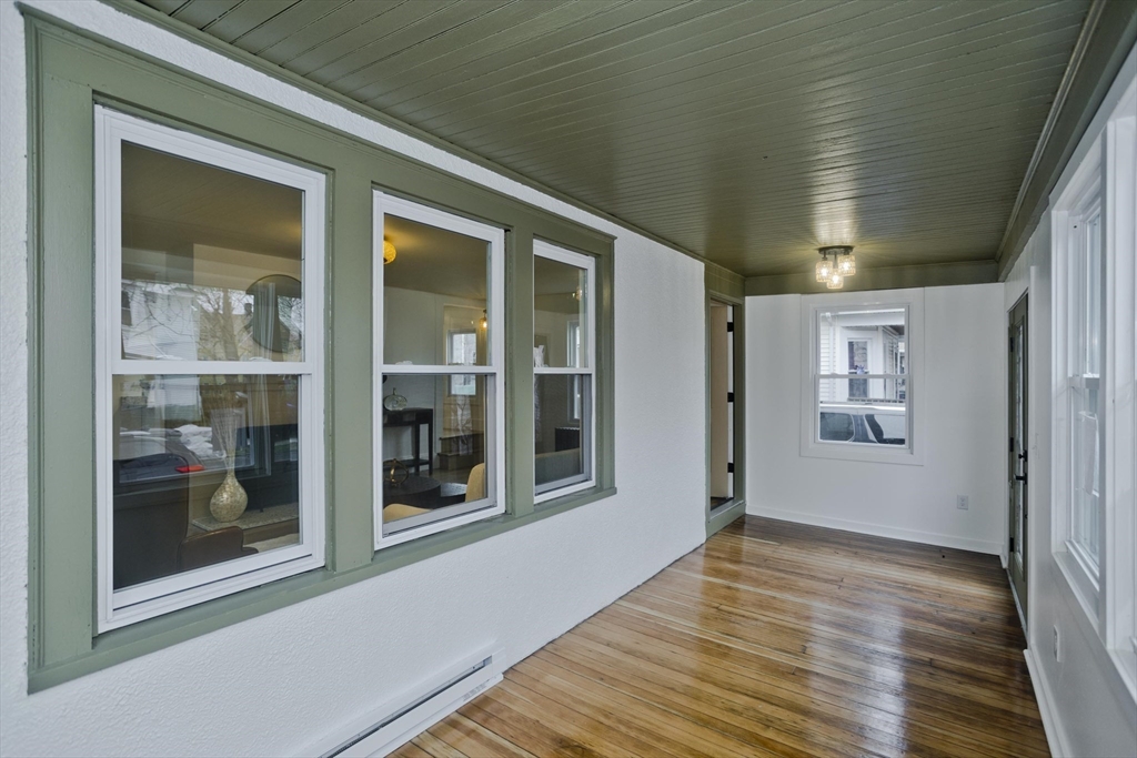 56 Colonial Ave