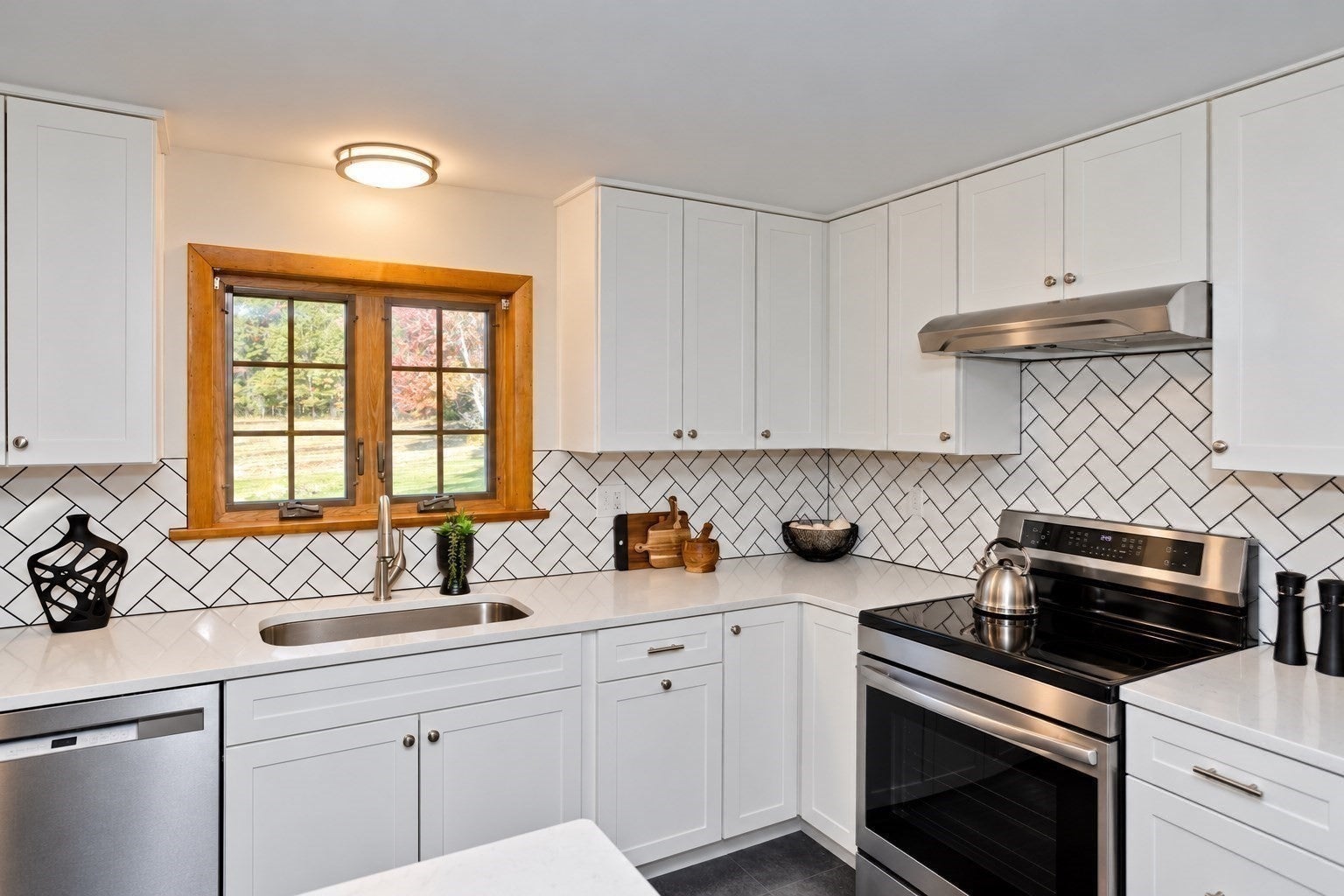 88 Buffam Rd, Pelham, MA, 88 Buffam Rd, Pelham, MA Photo #5