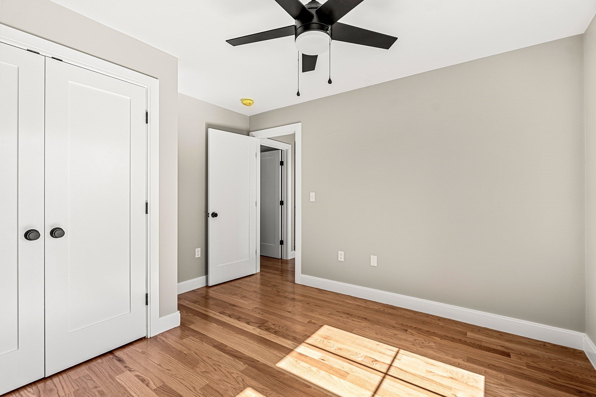 20 R Plain Street, Boston, MA Photo #32