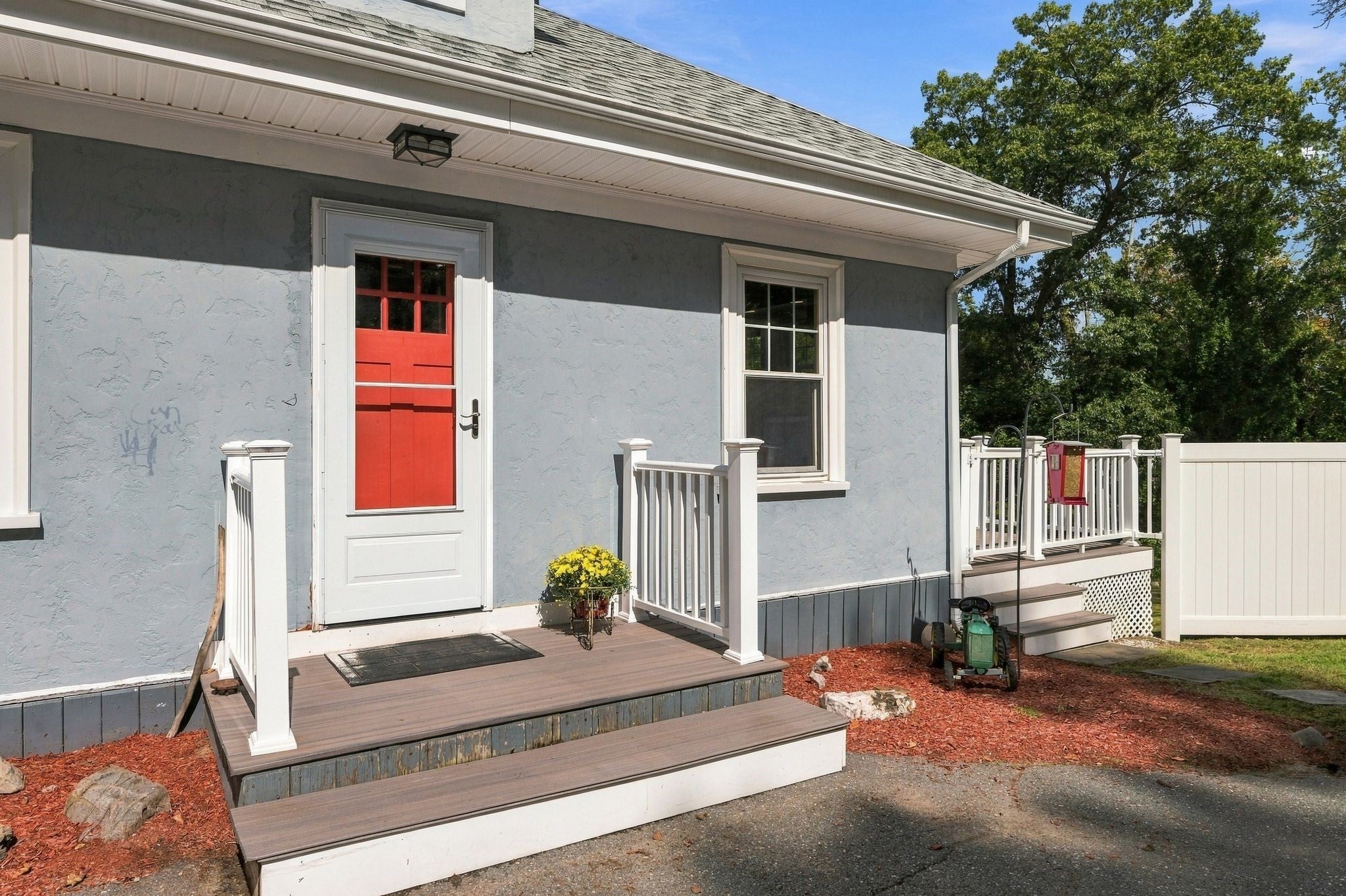 30 Alton Ave