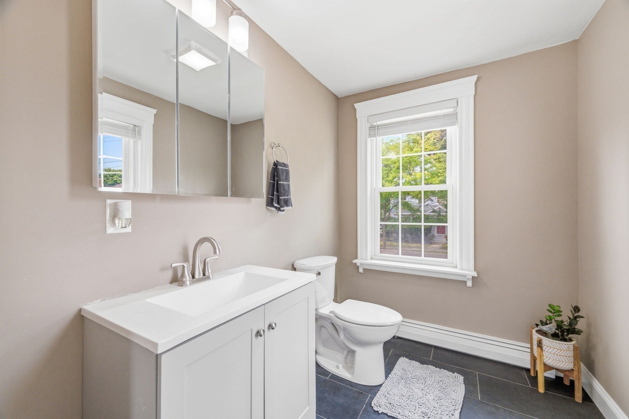 606 Lincoln Ave, Saugus, MA, 606 Lincoln Ave, Saugus, MA Photo #17