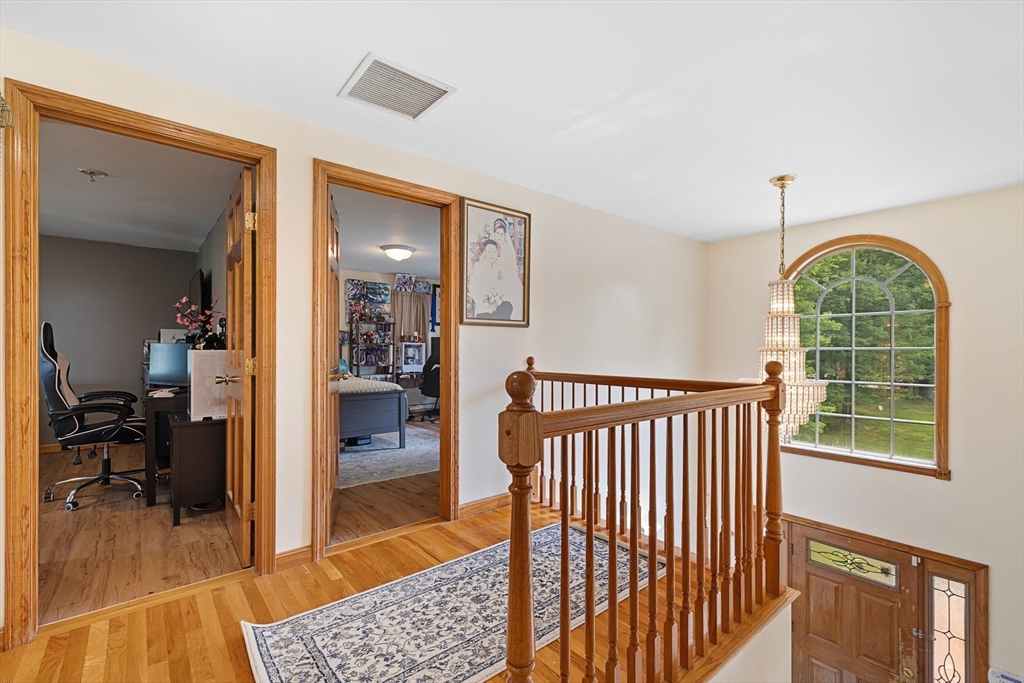 35 Burnap St, Auburn, MA Photo #19