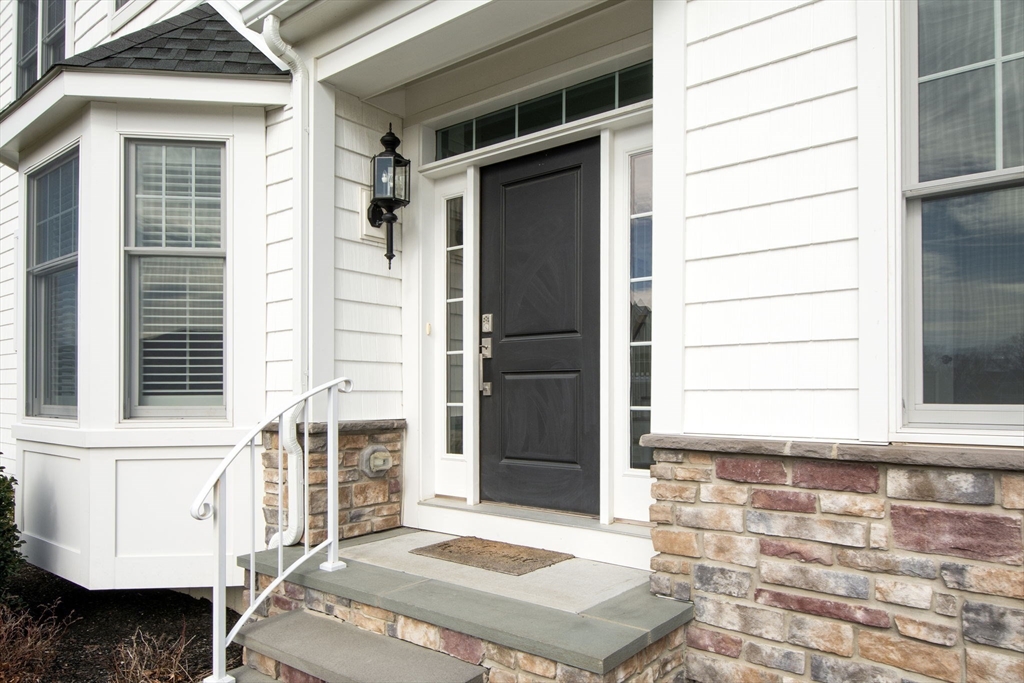 17 Thelma Way 85