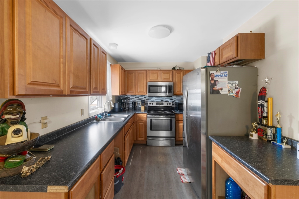 125 Byfield St.