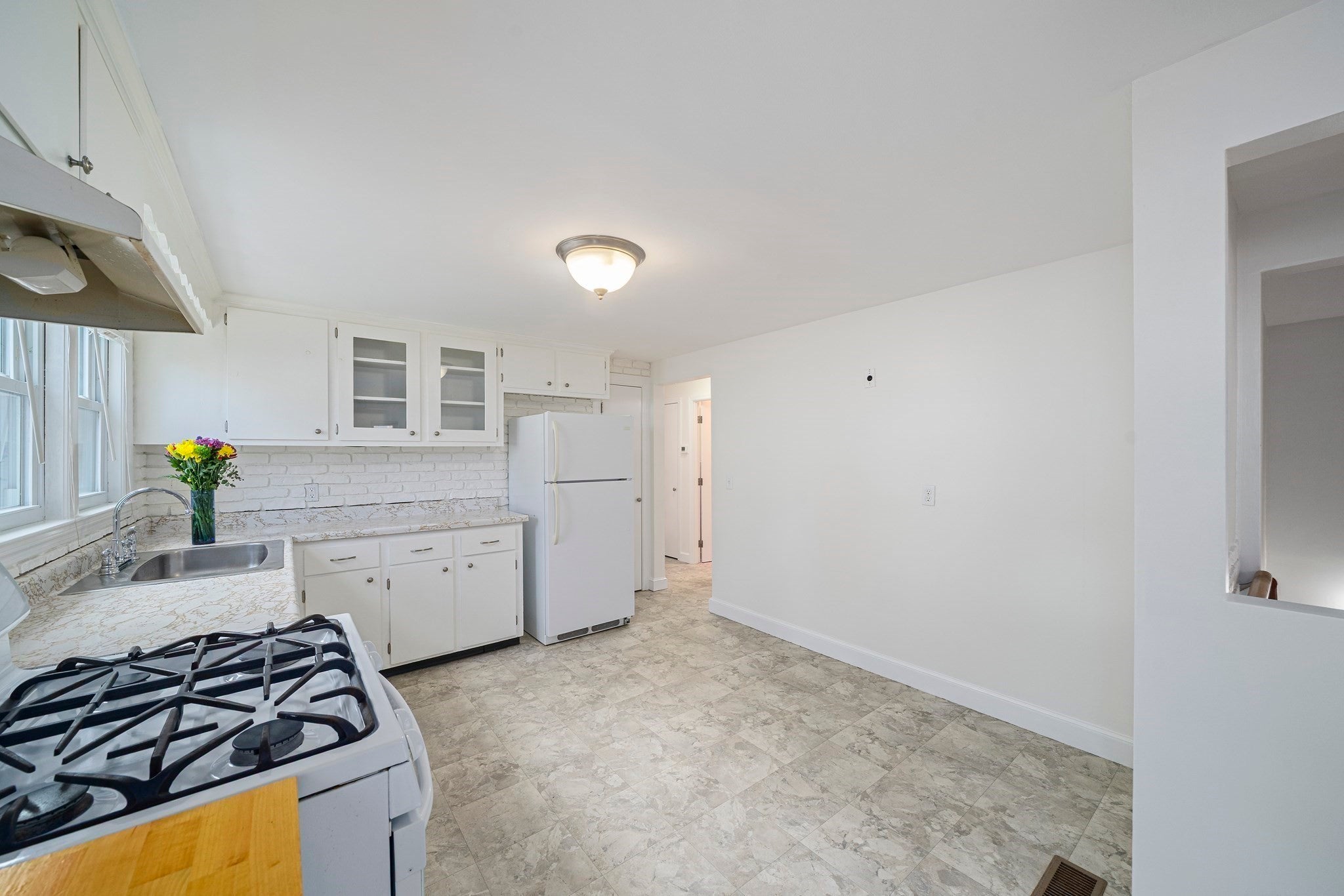 10 Ellswood Street, Boston, MA, 10 Ellswood Street, Boston, MA Photo #8