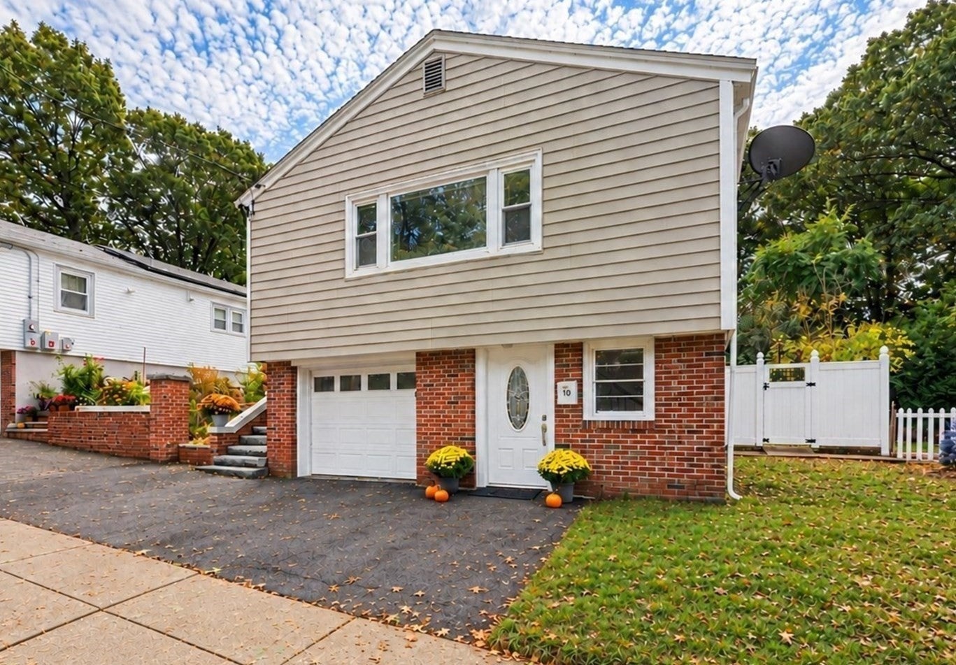 Photo of 10 Ellswood Street, Boston, MA