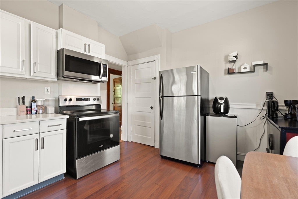 139-141 Edenfield Ave