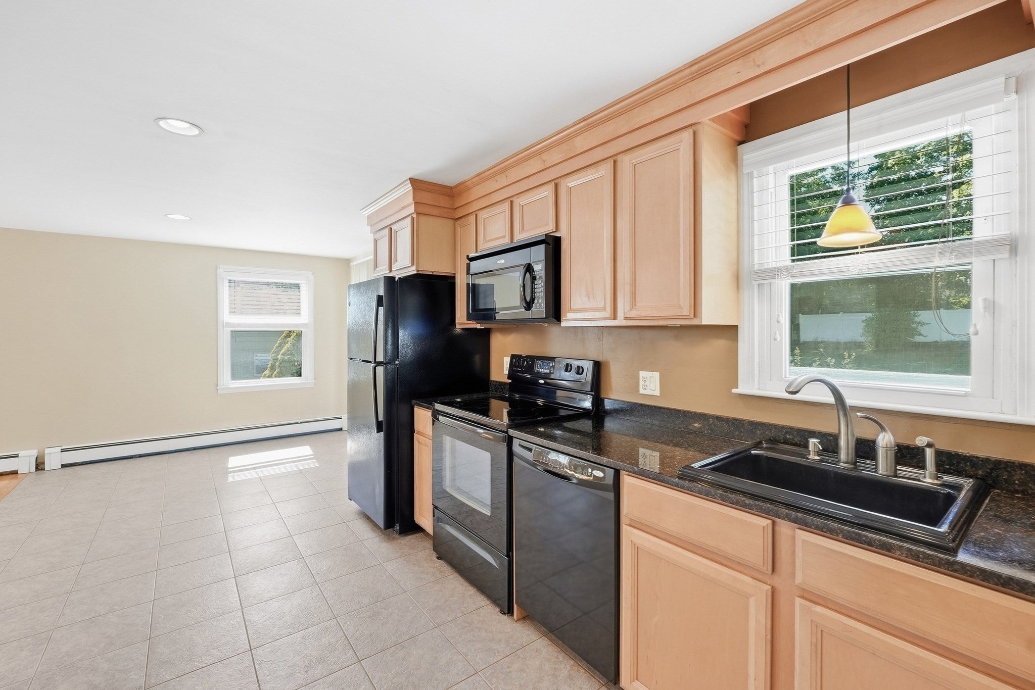 27 Aldea Ave
