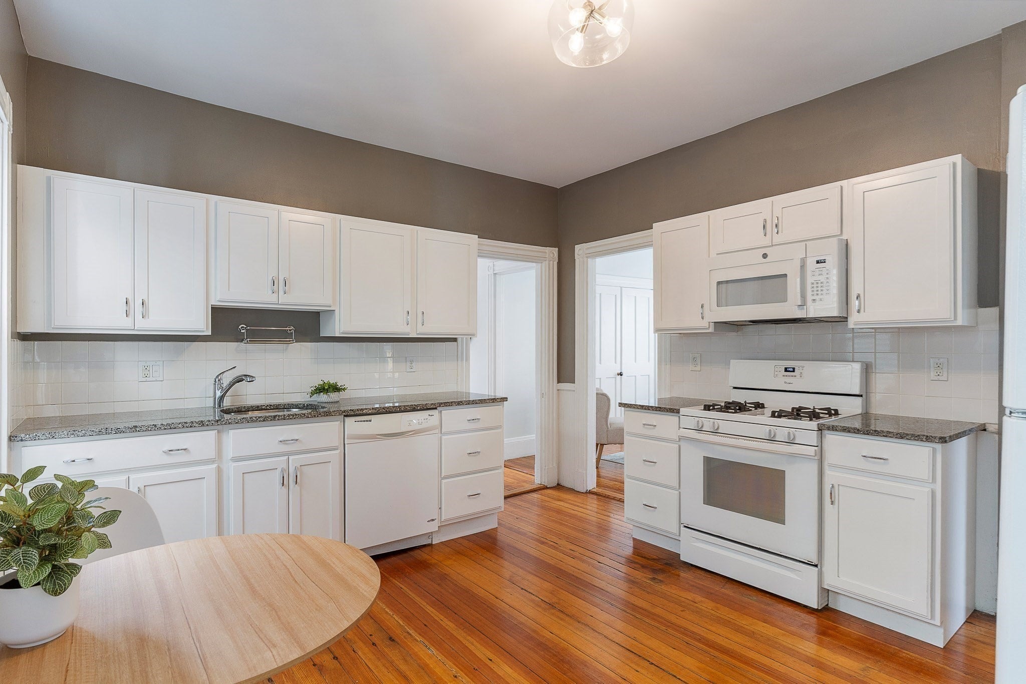 14 Henry St 14