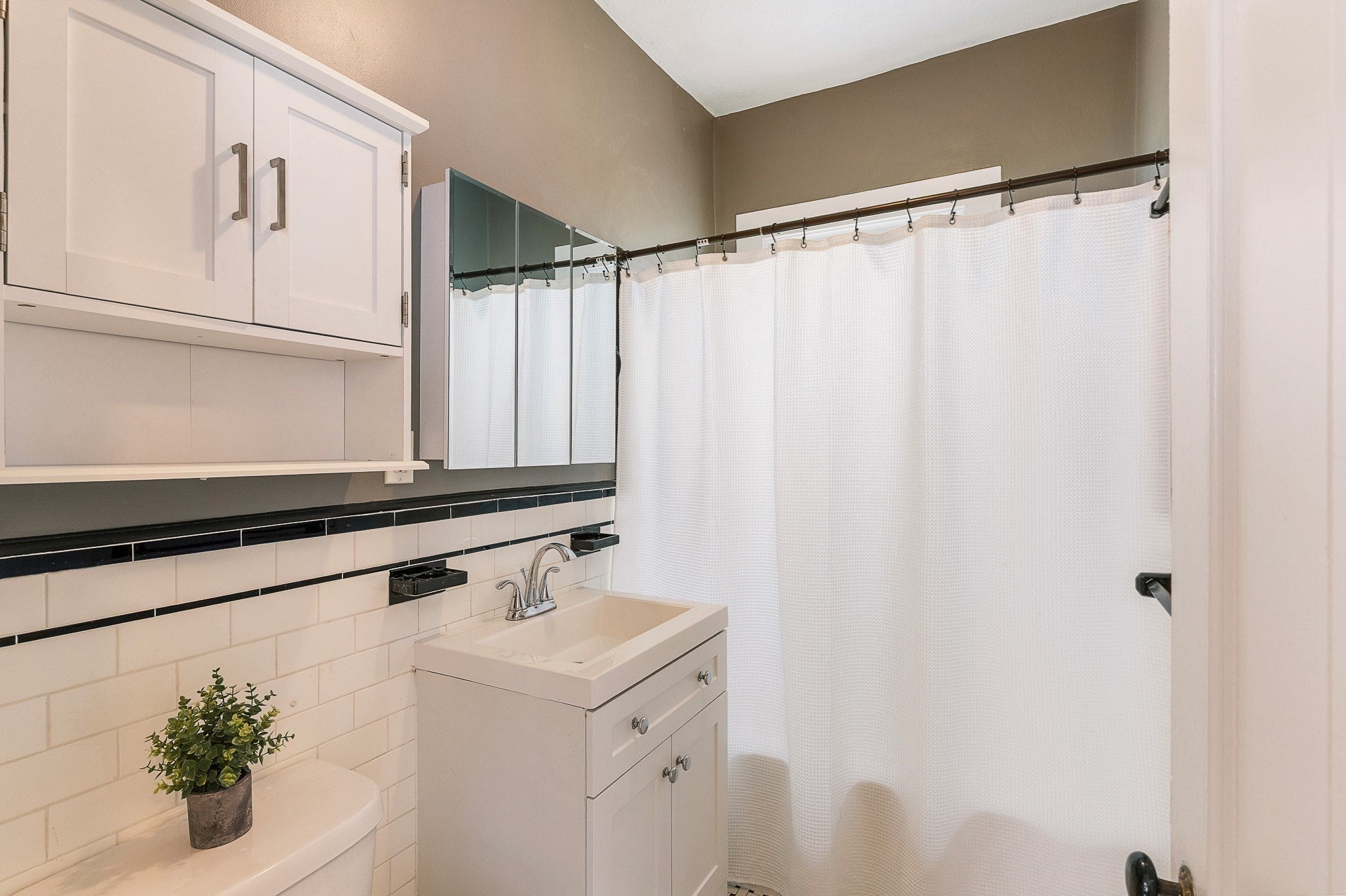 14 Henry St #14, Medford, MA, 14 Henry St #14, Medford, MA Photo #16