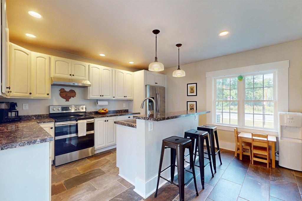 107 E Main St, Ayer, MA Photo #11