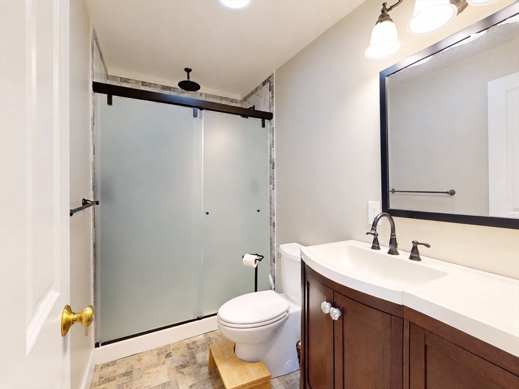 107 E Main St, Ayer, MA Photo #21