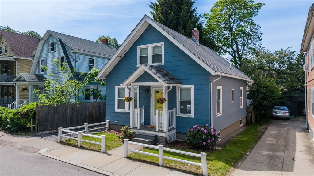 91 Garfield Ave