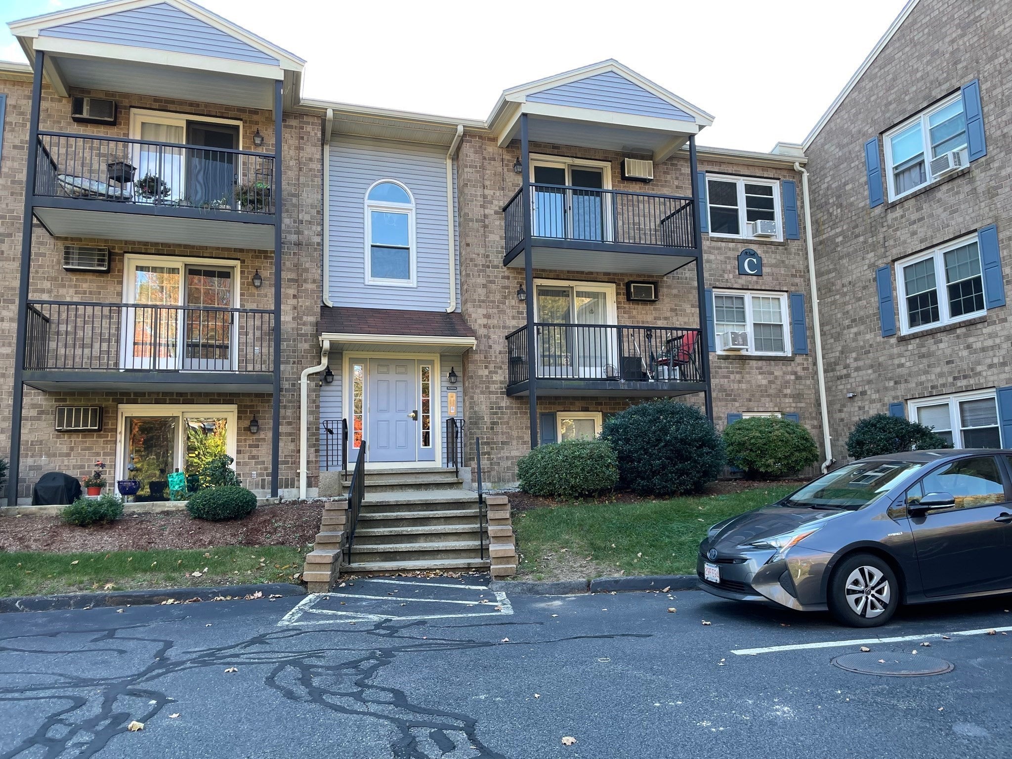 610 S Franklin St #C304, Holbrook, MA Photo #1