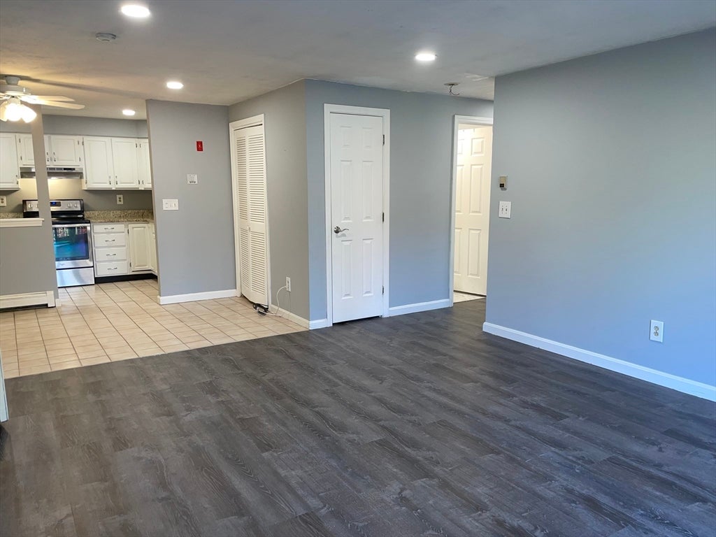 610 S Franklin St #C304, Holbrook, MA, 610 S Franklin St #C304, Holbrook, MA Photo #9