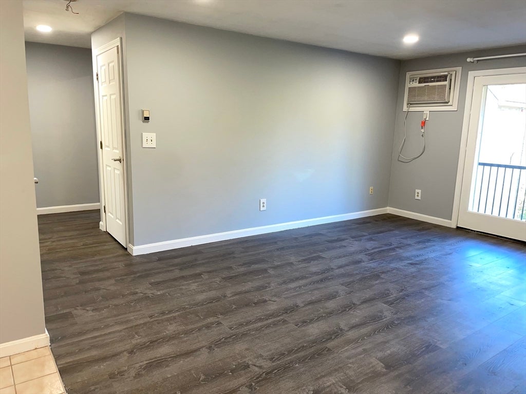 610 S Franklin St #C304, Holbrook, MA, 610 S Franklin St #C304, Holbrook, MA Photo #10