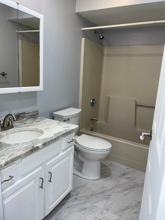 610 S Franklin St #C304, Holbrook, MA, 610 S Franklin St #C304, Holbrook, MA Photo #12