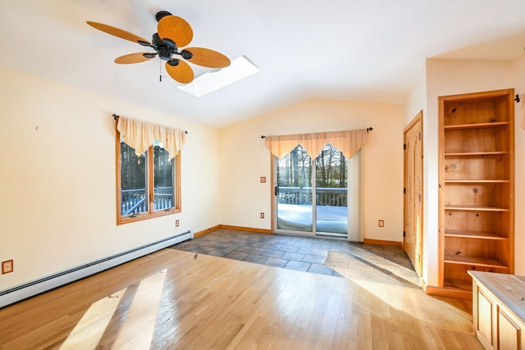 7 Randall Rd