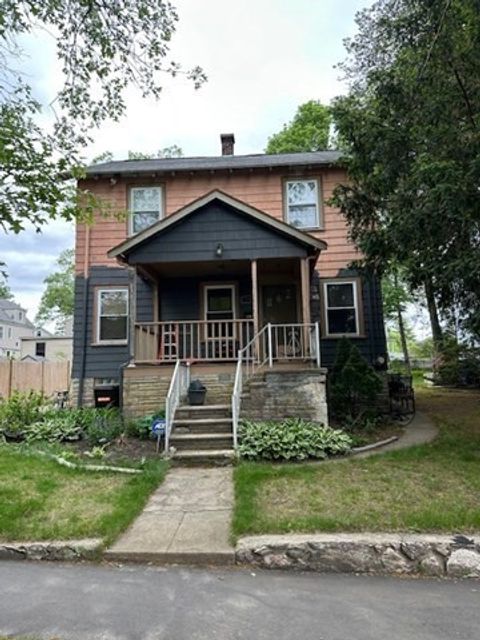 84 Hudson St Milton MA 02186