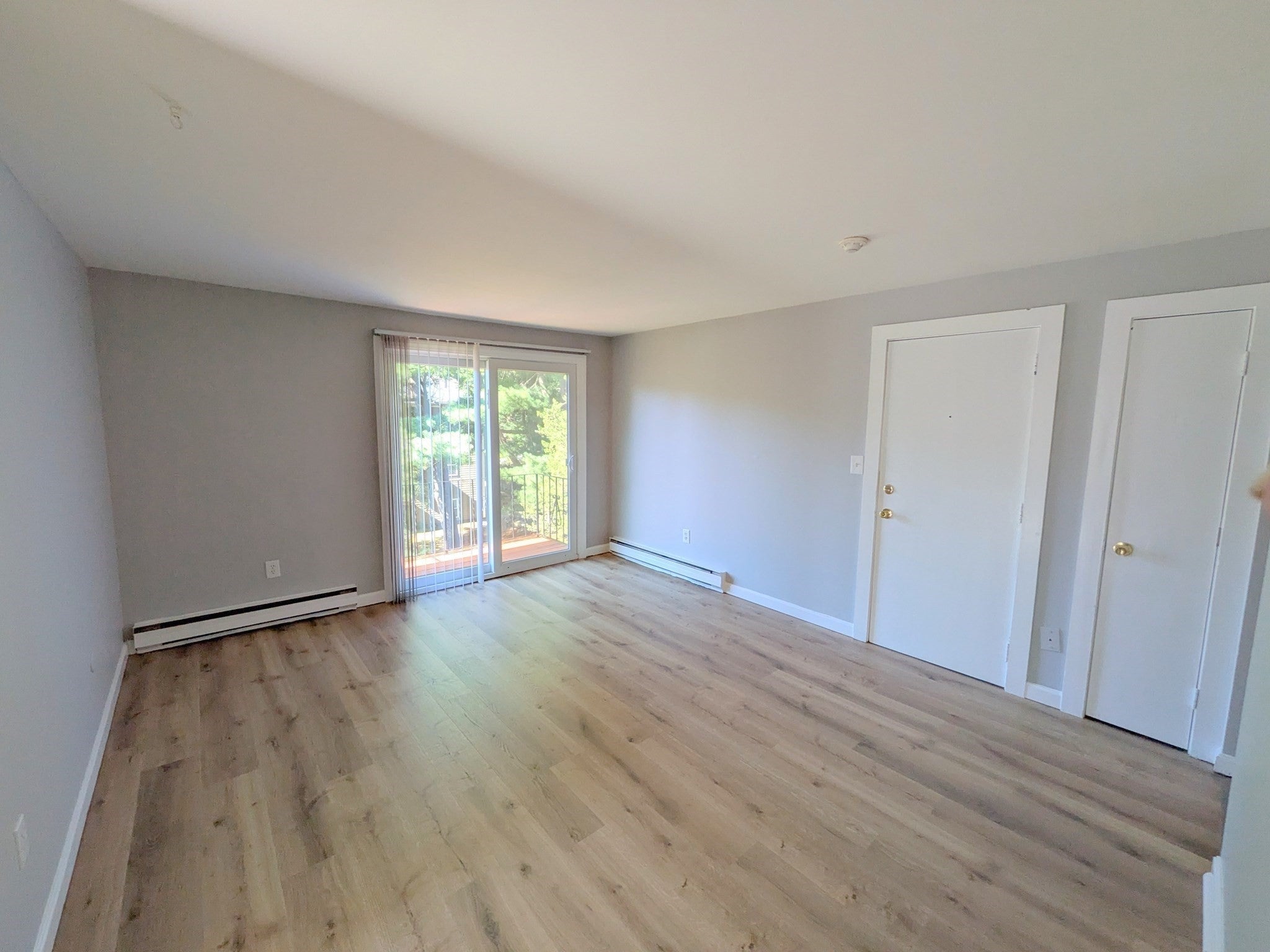 Photo of 22 Hampson St, Attleboro, MA