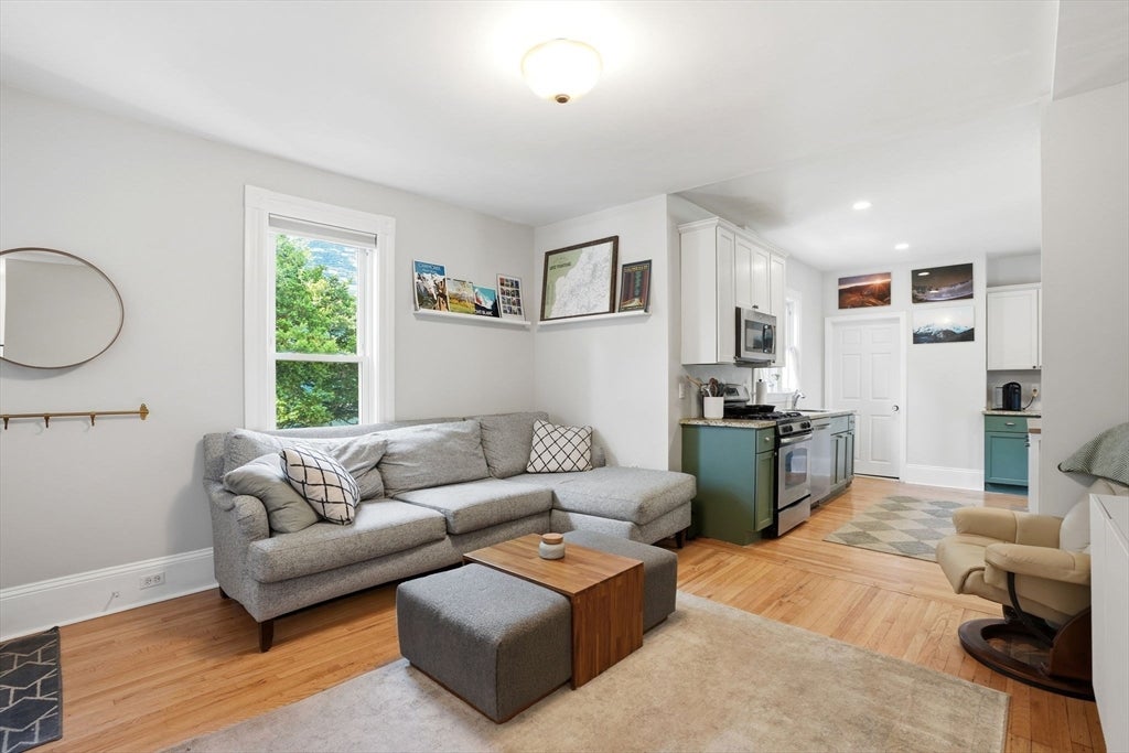83 Birch St 1