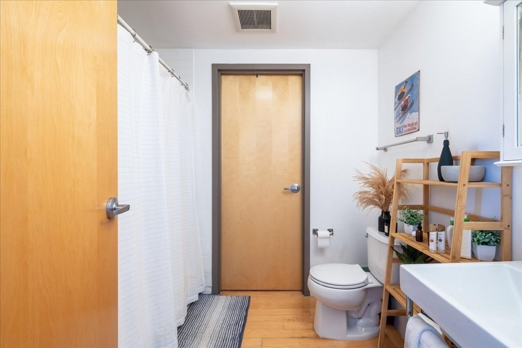 156 Porter St #320, Boston, MA Photo #13